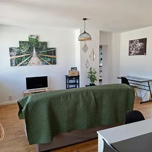  Appartement Le Belvedere Vue Pyrénées, Familiale, Centre